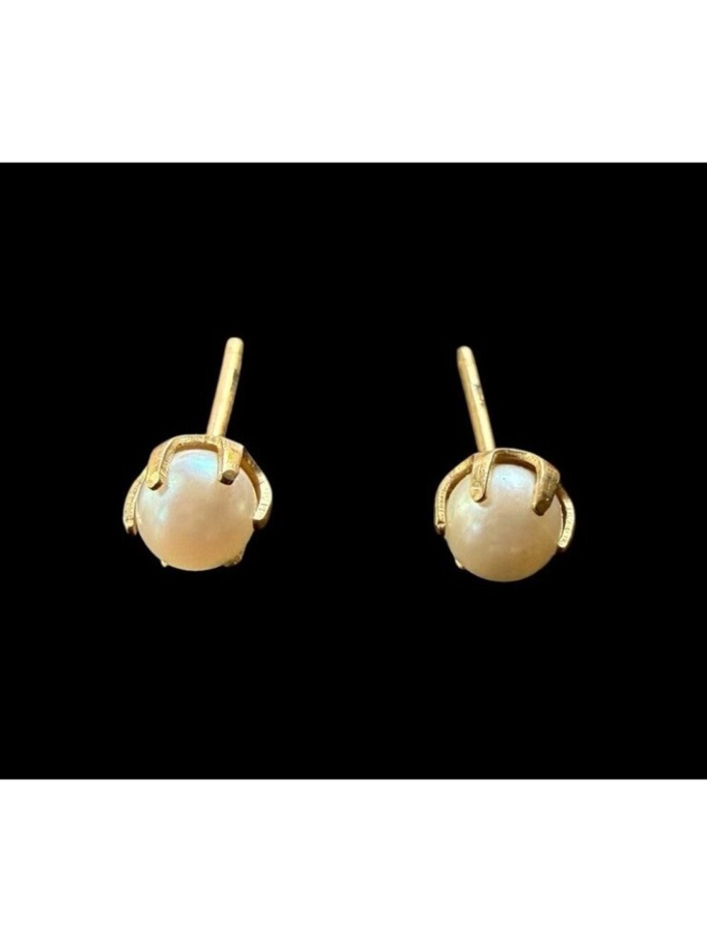 Vintage 14K Yellow Gold 5mm Pearl Prong Set Solitaire Stud Earrings
